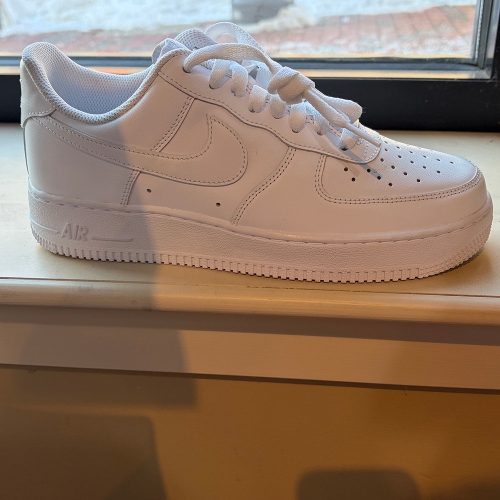 Men’s Nike Air Force 1 ‘07 - Low - White 
Normal Size Run Available